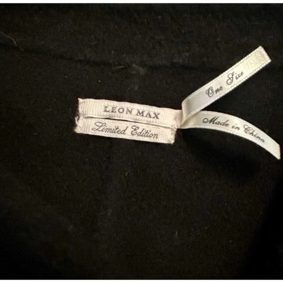 Leon Max Limited Edition Cape Coat Poncho OS Button Collar Easton Studio England - Picture 8 of 10